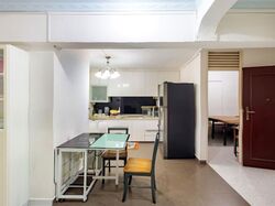 Blk 549 Jurong West Street 42 (Jurong West), HDB Executive #560562601